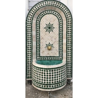 Fuente mosaico pared