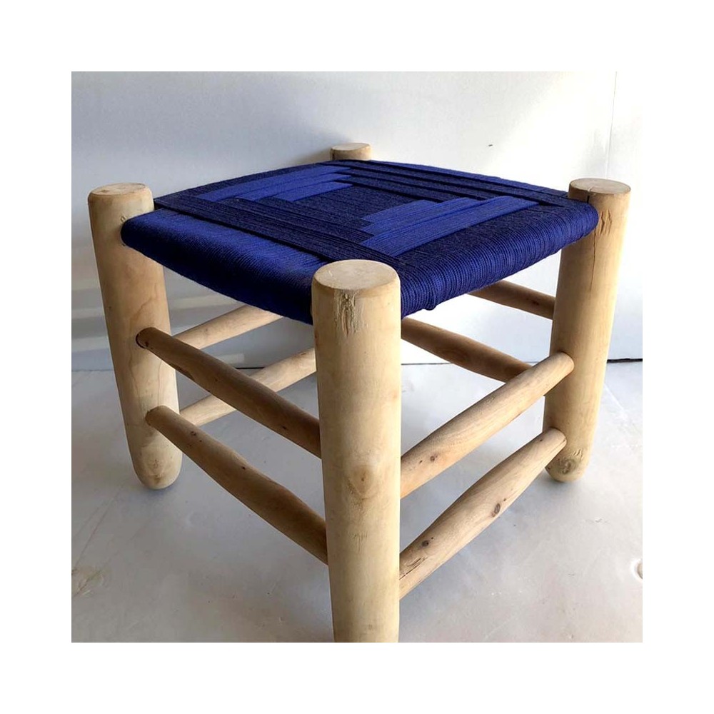 Taburete de Madera y hilo Taburete de Madera y hilo